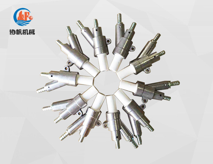 喷砂机配件在喷砂设备中起什么用途？