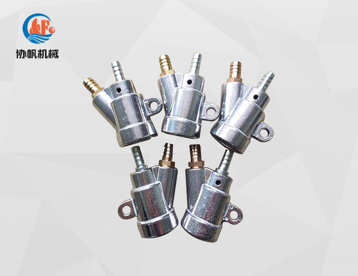 老铁问：什么是喷砂机配件？